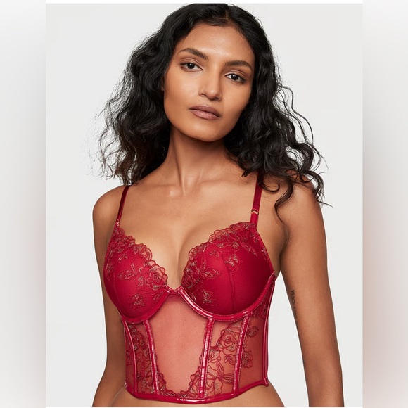 Victoria’s Secret VERY SEXY
Midnight Affair Embroidery Push-Up Corset To… - Picture 4 of 8